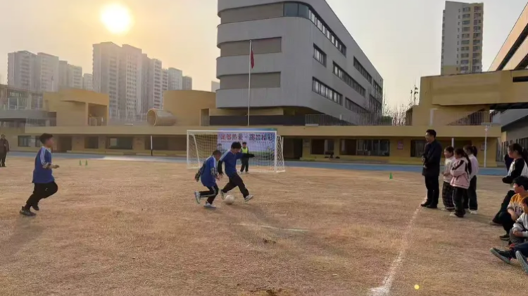 20251215_110256_25879.png d6ce11a6c33b46c89b98fda70a648891soi__jpeg.heic~tplv-s1ctq42ewb-s2-cC-q_750_0_0_0_q80.png